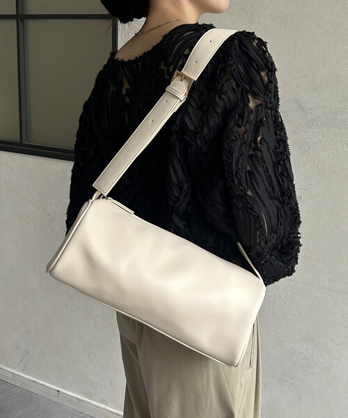 Thevon（ゼボン）の「スクエアショルダーバッグ（トートバッグ・レディース・アイボリー/ブラック/ダークブラウン・FREE）」の2枚目の写真