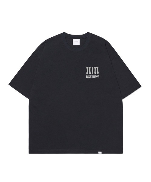 NOMANUAL（NOMANUAL）の「【NOMANUAL】R.V ARCH LOGO T-SHIRT / 【ノーマニュアル】ロゴ半袖Tシャツ（Tシャツ/カットソー・メンズ・ホワイト/ブラック/チャコール・M/L）」の10枚目の写真