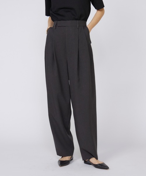 INED（イネド）の「【三尋木奈保コラボ】辛口モードなバレルパンツ「セットアップ対応」（その他パンツ・レディース・チャコールグレー/ベージュ・7号/9号/11号）」の17枚目の写真