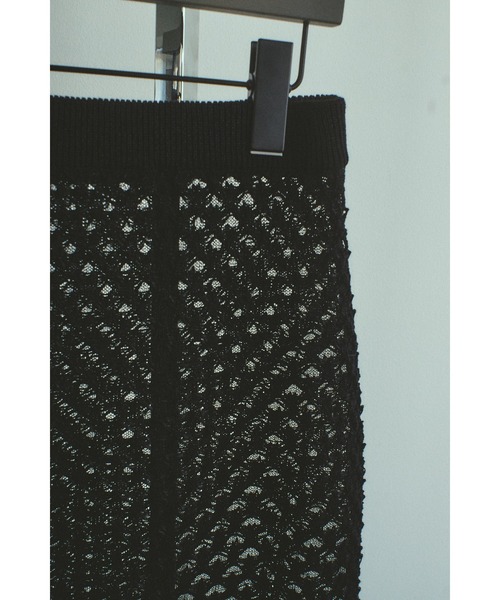 RIM.ARK(リムアーク)の「Lace knit SK レースニットスカート(スカート・レディース・ブラック/オフホワイト/グレイッシュベージュ・38/36)」の8枚目の写真