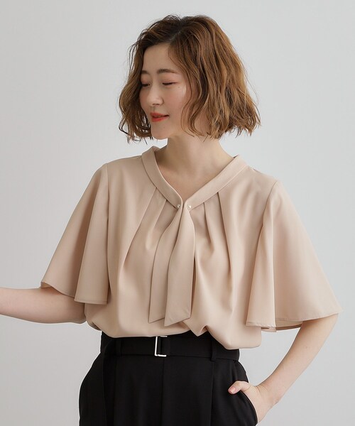 grove（グローブ）の「【華やか】パール調ピン付きボウタイブラウス（シャツ/ブラウス・レディース・オフホワイト/ホワイト系3/ネイビー/ピンク・02/01/03/04/05）」の4枚目の写真