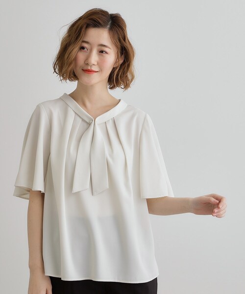 grove（グローブ）の「【華やか】パール調ピン付きボウタイブラウス（シャツ/ブラウス・レディース・オフホワイト/ホワイト系3/ネイビー/ピンク・02/01/03/04/05）」の15枚目の写真