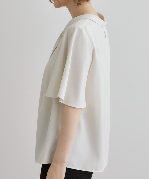 grove（グローブ）の「【華やか】パール調ピン付きボウタイブラウス（シャツ/ブラウス・レディース・オフホワイト/ホワイト系3/ネイビー/ピンク・02/01/03/04/05）」の10枚目の写真