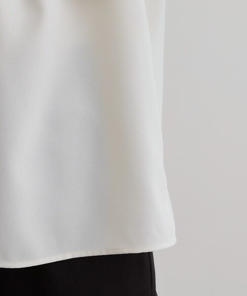 grove（グローブ）の「【華やか】パール調ピン付きボウタイブラウス（シャツ/ブラウス・レディース・オフホワイト/ホワイト系3/ネイビー/ピンク・02/01/03/04/05）」の14枚目の写真