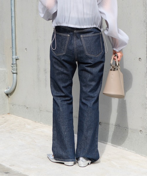 COLONY 2139(コロニートゥーワンスリーナイン)の「フレアデニムパンツ(デニムパンツ・レディース・ネイビー/サックスブルー/ブラック/ブルー/ダークブルー・SMALL/LARGE/MEDIUM)」の18枚目の写真