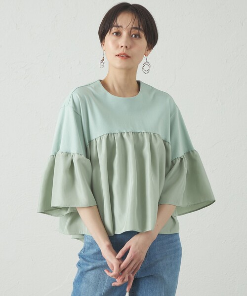 CAST:（キャストコロン）の「【1枚で着映える】タフタコンビウェーブカットソー（Tシャツ/カットソー・レディース・ホワイト/ブラック/グリーン・M）」の3枚目の写真