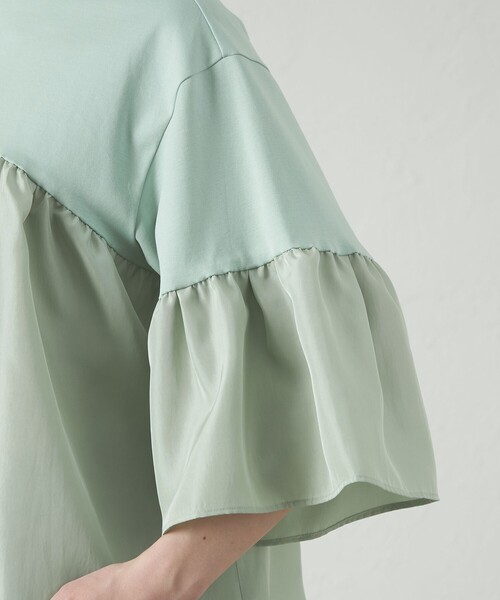 CAST:（キャストコロン）の「【1枚で着映える】タフタコンビウェーブカットソー（Tシャツ/カットソー・レディース・ホワイト/ブラック/グリーン・M）」の11枚目の写真