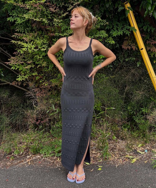 ROXY(ロキシー)の「SUGAR SAND MAXI GEO /ロキシーニットロングワンピース(ワンピース・レディース・ブラック系その他・SMALL/MEDIUM/LARGE)」の9枚目の写真