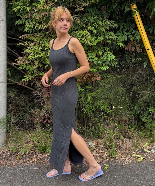 ROXY(ロキシー)の「SUGAR SAND MAXI GEO /ロキシーニットロングワンピース(ワンピース・レディース・ブラック系その他・SMALL/MEDIUM/LARGE)」の12枚目の写真