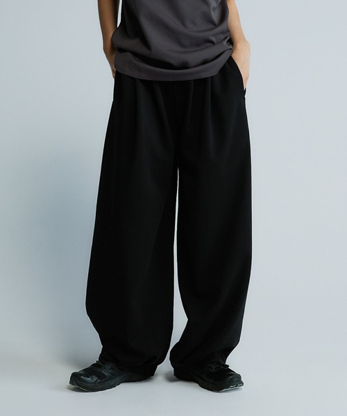 JEANASIS（ジーナシス）の「【Les Fleurs】ボンディングバルーンパンツ/494990（スウェットパンツ・レディース・グレー/ネイビー/ブラック・FREE）」の2枚目の写真