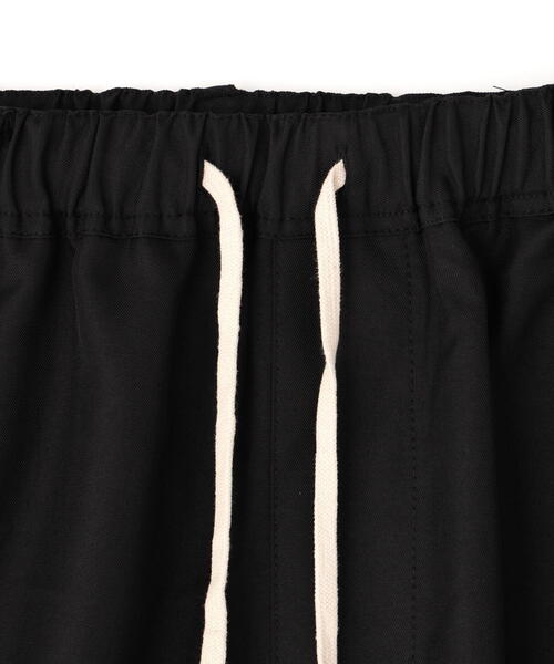 DANKE SCHON（ダンケシェーン）の「【WEB&DEPOT限定】DankeSchon/ダンケシェーン/POLY TWILL ZIP CARGO SHORTS（カーゴパンツ・メンズ・ブラック・M/L）」の4枚目の写真