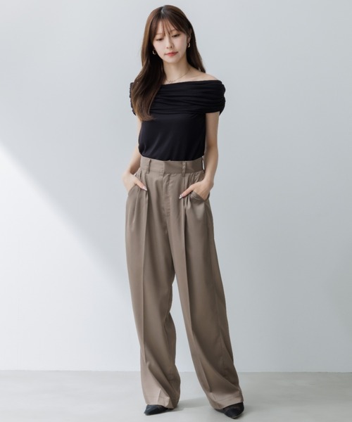 SENEE(セニー)の「drape rame off shoulder(ドレープラメオフショルダー)(Tシャツ/カットソー・レディース・ブラック/ライトグレー・FREE)」の12枚目の写真