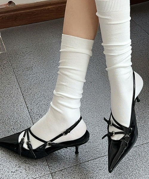 Vipoa(ヴィポア)の「ベルトポインテッドトゥパンプス(パンプス・レディース・ワインレッド/ブラック・SMALL/MEDIUM/LARGE)」の1枚目の写真