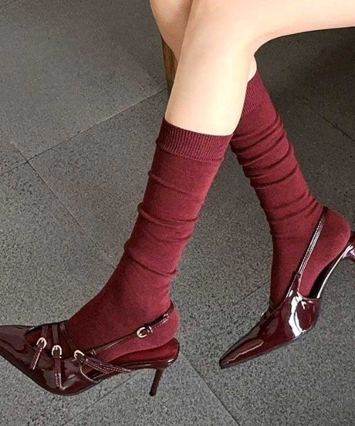 Vipoa(ヴィポア)の「ベルトポインテッドトゥパンプス(パンプス・レディース・ワインレッド/ブラック・SMALL/MEDIUM/LARGE)」の17枚目の写真