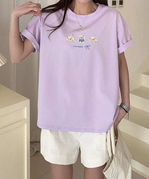 aimoha(アイモハ)の「ワンポイント刺繍Tシャツ(Tシャツ/カットソー・レディース・ブラック/ピンク/ホワイト/ライトグリーン/ライトグレー/イエロー/パープル・FREE)」の5枚目の写真