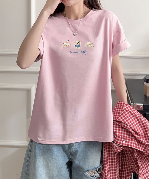 aimoha(アイモハ)の「ワンポイント刺繍Tシャツ(Tシャツ/カットソー・レディース・ブラック/ピンク/ホワイト/ライトグリーン/ライトグレー/イエロー/パープル・FREE)」の7枚目の写真