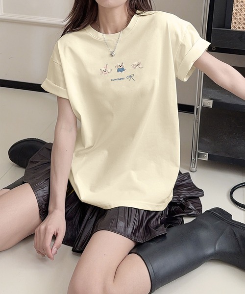 aimoha(アイモハ)の「ワンポイント刺繍Tシャツ(Tシャツ/カットソー・レディース・ブラック/ピンク/ホワイト/ライトグリーン/ライトグレー/イエロー/パープル・FREE)」の6枚目の写真