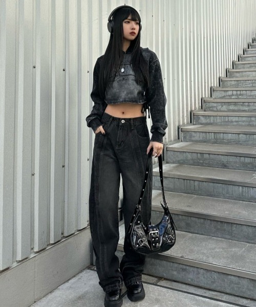 KsG（ケーエスジー）の「グラデーションロゴレタリングパーカー（パーカー・レディース・グレー・SMALL/MEDIUM/LARGE）」の3枚目の写真