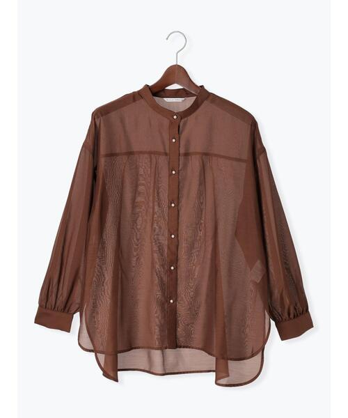 Te chichi TERRASSE（テチチテラス）の「パール釦バンドカラーシアーシャツ（シャツ/ブラウス・レディース・ネイビー/ベージュ/ブラウン/ブラック・F）」の2枚目の写真