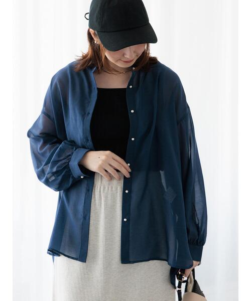 Te chichi TERRASSE（テチチテラス）の「パール釦バンドカラーシアーシャツ（シャツ/ブラウス・レディース・ネイビー/ベージュ/ブラウン/ブラック・F）」の7枚目の写真