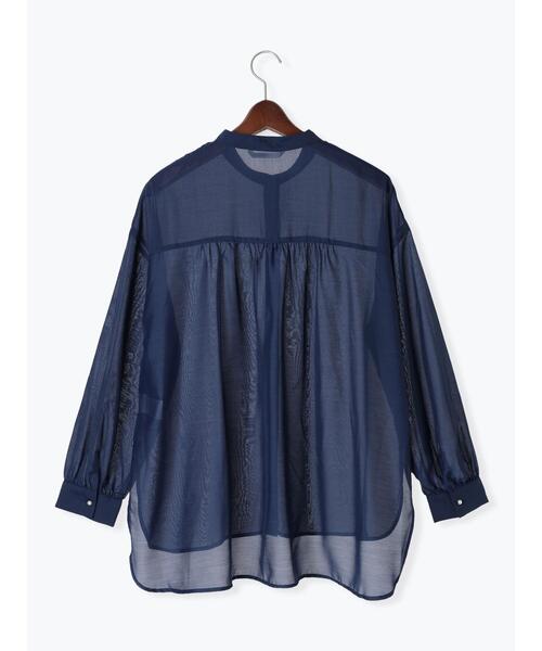 Te chichi TERRASSE（テチチテラス）の「パール釦バンドカラーシアーシャツ（シャツ/ブラウス・レディース・ネイビー/ベージュ/ブラウン/ブラック・F）」の12枚目の写真