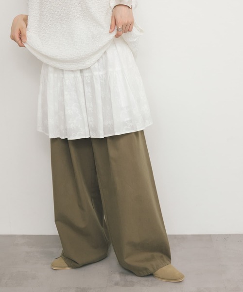 KBF（ケイビーエフ）の「エンブロイダリーミニスカート（スカート・レディース・ブラック/オフホワイト・ONE）」の9枚目の写真