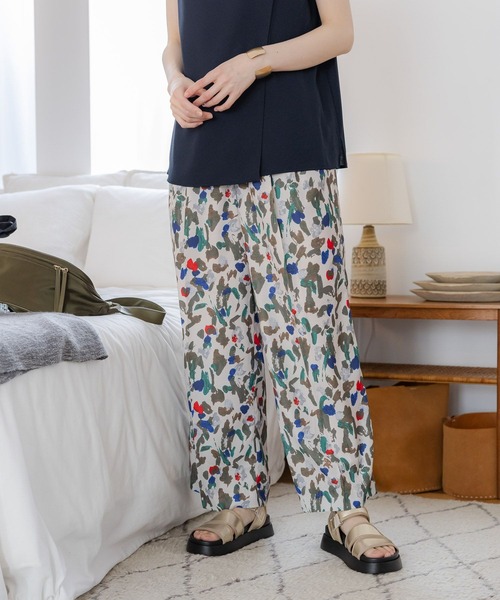 Elura（エルーラ）の「ソフトフェイクレザ－フィットサンダル/451938（サンダル・レディース・ブラック/ゴールド・LARGE/MEDIUM）」の21枚目の写真