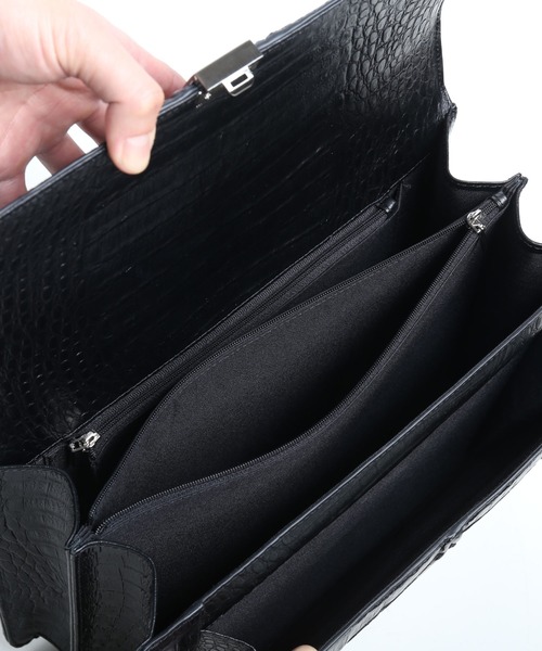 sankyo shokai(サンキョウショウカイ)の「カイマン牛革 型押し 鍵付き メンズ ビジネスバッグ(ビジネスバッグ・メンズ・ブラック・FREE)」の9枚目の写真