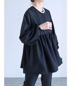 日本製【Sono】バックリボンギャザーブラウス　ネイビー　SIZE1 SONO/ソーノ】ﾊﾞｯｸﾘﾎﾞﾝｷﾞｬｻﾞｰﾌﾞﾗｳｽ（シャツ/ブラウス）｜Sono
