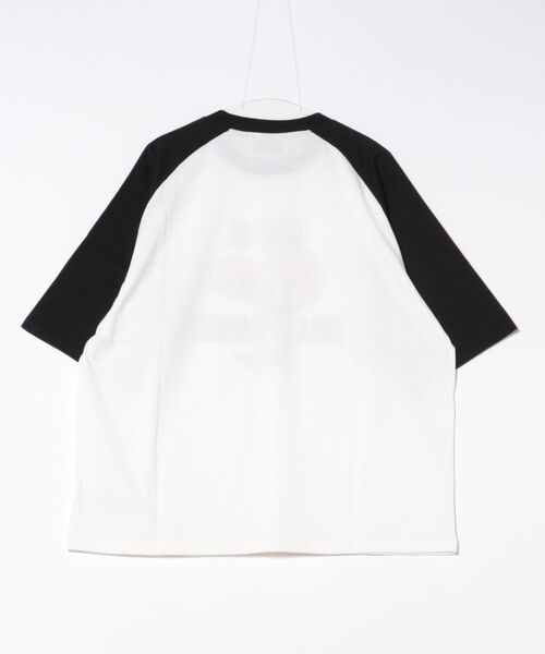 Revo.(レボ)の「ヴィンテージライク オールドグラフィックデザイン ラグラン プリントTシャツ ロゴ イラスト(Tシャツ/カットソー・メンズ・ホワイト/ホワイト系その他/ホワイト系その他3/レッド/レッド系その他/ホワイト系その他2/レッド系その他2/レッド系その他3・M/L/XL)」の9枚目の写真