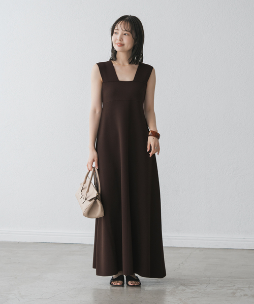 Noble(ノーブル)の「【洗える】ミラノリブフィットフレアニットワンピース(ワンピース・レディース・ブラウン/レッド・FREE)」の10枚目の写真