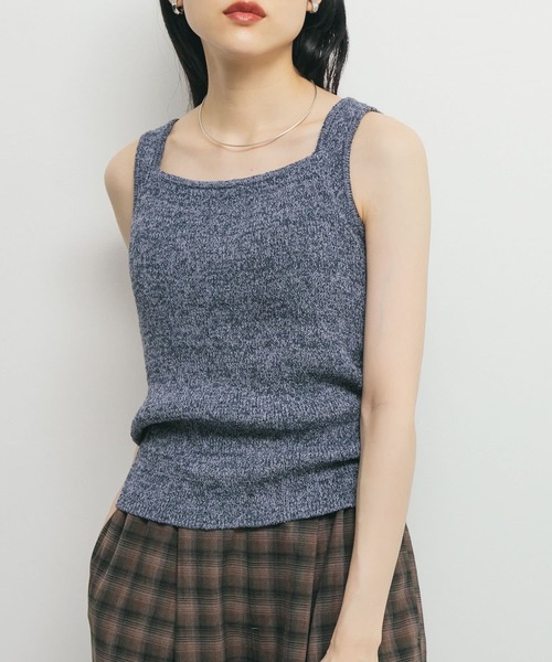 KBF（ケイビーエフ）の「スクエアニットタンクトップ（タンクトップ・レディース・ブルー系その他/ベージュ系その他/ブラック系その他・ONE）」の4枚目の写真