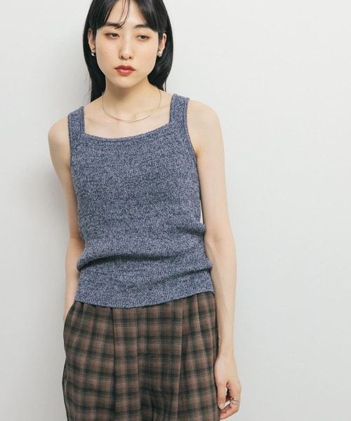 KBF（ケイビーエフ）の「スクエアニットタンクトップ（タンクトップ・レディース・ブルー系その他/ベージュ系その他/ブラック系その他・ONE）」の5枚目の写真