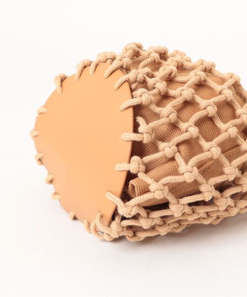 Ritzy(リッツィー)の「ウッド調ハンドル かごバック ハンドバッグ(ハンドバッグ・レディース・ブラウン/ホワイト・FREE)」の11枚目の写真