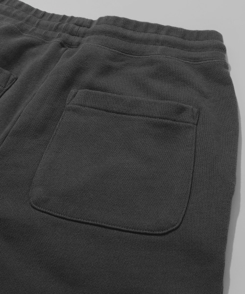 Bukta(バクタ)の「ヘビー裏毛スウェットパンツ(その他パンツ・メンズ・チャコール/グレー/ダークグリーン・MEDIUM/LARGE/X-LARGE)」の13枚目の写真