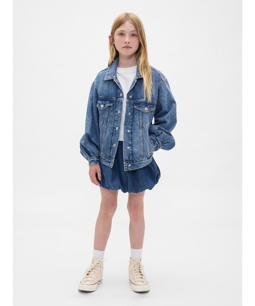 GAP（ギャップ）の「デニム バブル ミニスカート・スコート (キッズ)（デニムスカート・キッズ・インディゴブルー・110cm/120cm/130cm/140cm/150cm/160cm）」の2枚目の写真