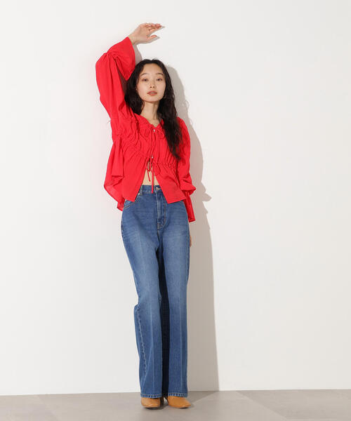 N.（N. Natural Beauty Basic）（エヌエヌナチュラルビューティーベーシック）の「センタープレスフレアデニムパンツ（デニムパンツ・レディース・ライトブルー/ブルー・MEDIUM/SMALL）」の14枚目の写真