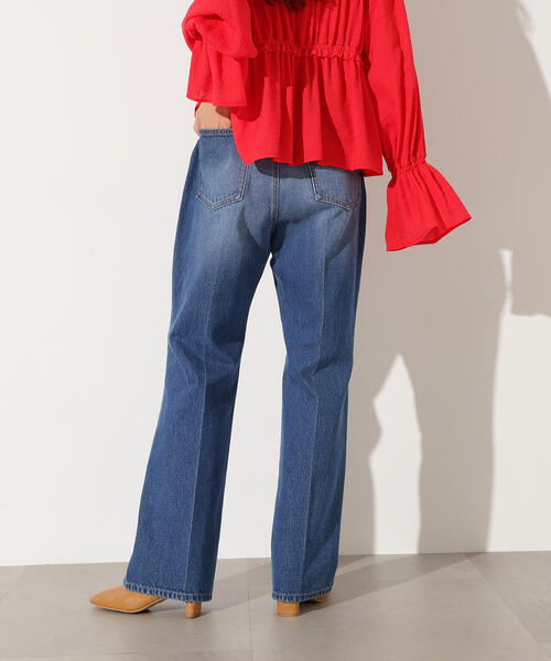 N.（N. Natural Beauty Basic）（エヌエヌナチュラルビューティーベーシック）の「センタープレスフレアデニムパンツ（デニムパンツ・レディース・ライトブルー/ブルー・MEDIUM/SMALL）」の15枚目の写真