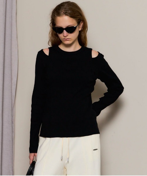 MAISON SPECIAL（メゾンスペシャル）の「Shoulder Slit Ribbed Tops/ショルダースリットリブトップス（Tシャツ/カットソー・レディース・ホワイト/ブラック/ブルー/オレンジ・FREE）」の3枚目の写真