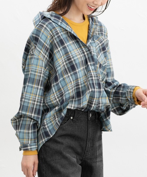 Honeys(ハニーズ)の「ゆるチェックシャツ(シャツ/ブラウス・レディース・ブラック系その他/ベージュ系その他/ブルー系その他3/ライトグリーン系/ネイビー系・LL/L/S/M)」の3枚目の写真