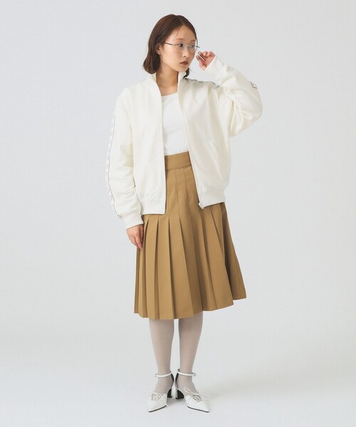 FRED PERRY（フレッドペリー）の「FRED PERRY / Taped Track Jacket（ジャージ・レディース・チャコールグレー/オフホワイト・10）」の3枚目の写真