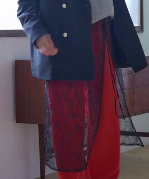 Remind me and forever(リマインドミーアンドフォーエバー)の「【nane】コーデのアクセントに、レースラップスカート(スカート・レディース・ゴールド/ブラック・FREE)」の14枚目の写真