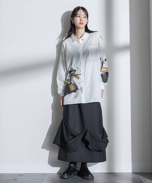 kOhAKU（コハク）の「『アートプリントシャツ』（シャツ/ブラウス・レディース・チャコール/オフホワイト・FREE）」の9枚目の写真