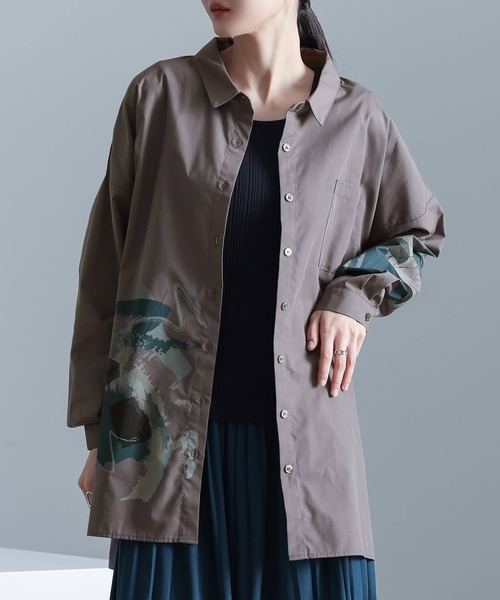 kOhAKU（コハク）の「『アートプリントシャツ』（シャツ/ブラウス・レディース・チャコール/オフホワイト・FREE）」の11枚目の写真