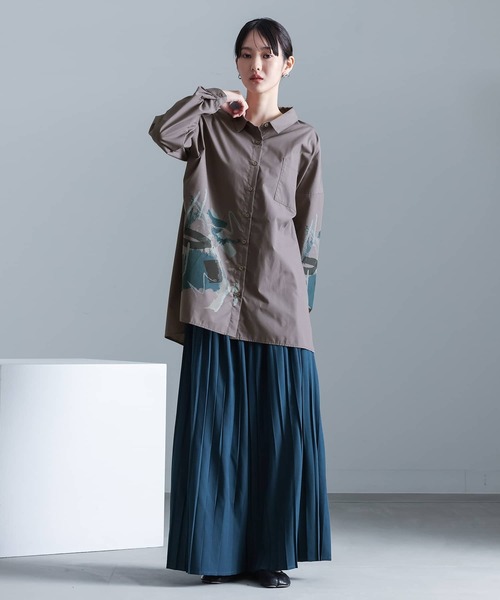 kOhAKU（コハク）の「『アートプリントシャツ』（シャツ/ブラウス・レディース・チャコール/オフホワイト・FREE）」の15枚目の写真