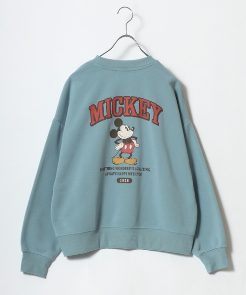 Disney（ディズニー）の「Disney（ディズニー）キャラクター裏起毛スウェットトレーナー レディース/ミッキーマウス/ミニーマウス/ドナルドダック/チップとデール/ベイマックス/わんわん物語（スウェット・レディース・ブラック/ベージュ/ダークグレー/グレー/イエロー系その他/チェリーピンク/クリーム/ホワイト系その他/パープル/ネイビー/ミント/マスタード・M/L）」の8枚目の写真