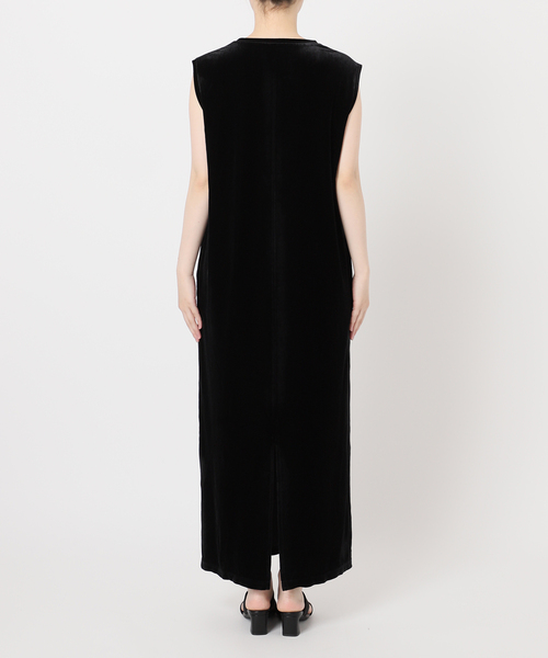 B.C STOCK（ベーセーストック）の「《追加》【WEB限定】手洗い可 / クレープベロア Iラインワンピース（ワンピース・レディース・ブラック・FREE）」の16枚目の写真