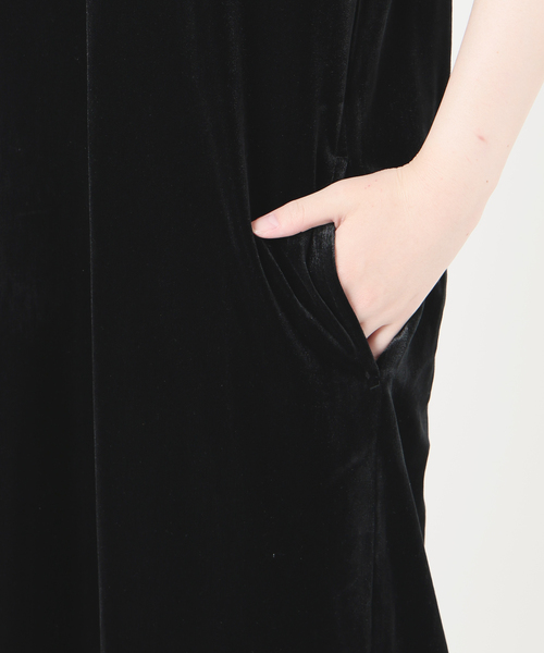 B.C STOCK（ベーセーストック）の「《追加》【WEB限定】手洗い可 / クレープベロア Iラインワンピース（ワンピース・レディース・ブラック・FREE）」の18枚目の写真