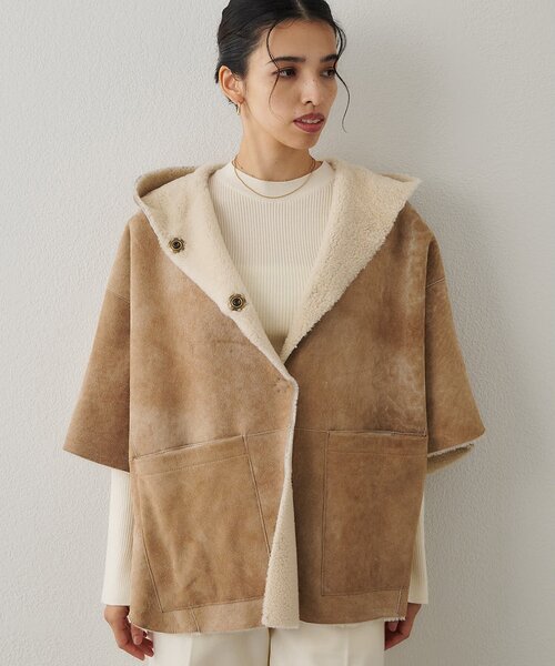 Whim Gazette（ウィムガゼット）の「ムートンポンチョ（ポンチョ・レディース・ベージュ・FREE）」の8枚目の写真