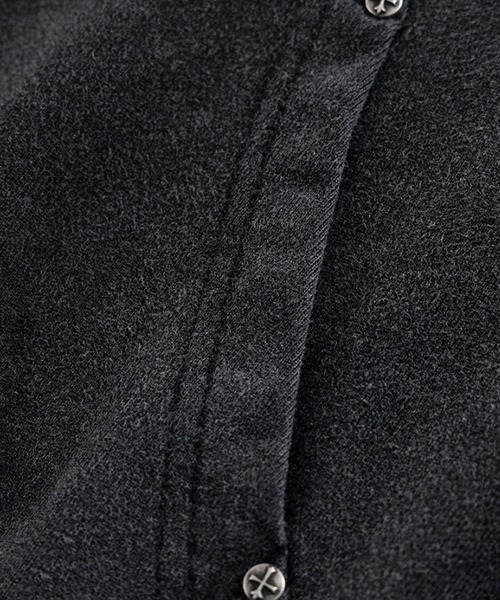 SUPPLIER(サプライヤー)の「SUPPLIER/サプライヤー Dagger Leather Patch Zip Hoodie フーディー ジップパーカー(パーカー・メンズ・ベージュ/ブラック・M/XL/L)」の4枚目の写真